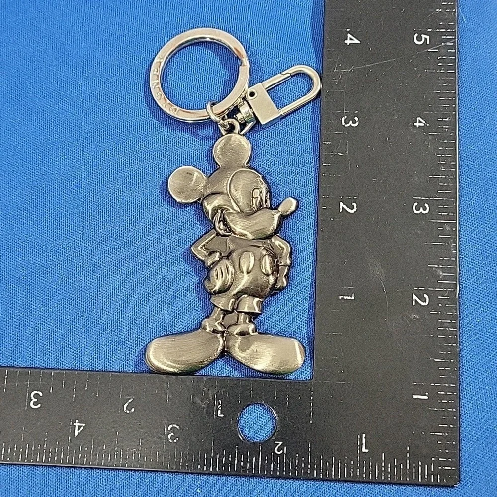 Disney Classic Mickey Mouse Pewter Keychain Clip‎ Hook Solid Heavy